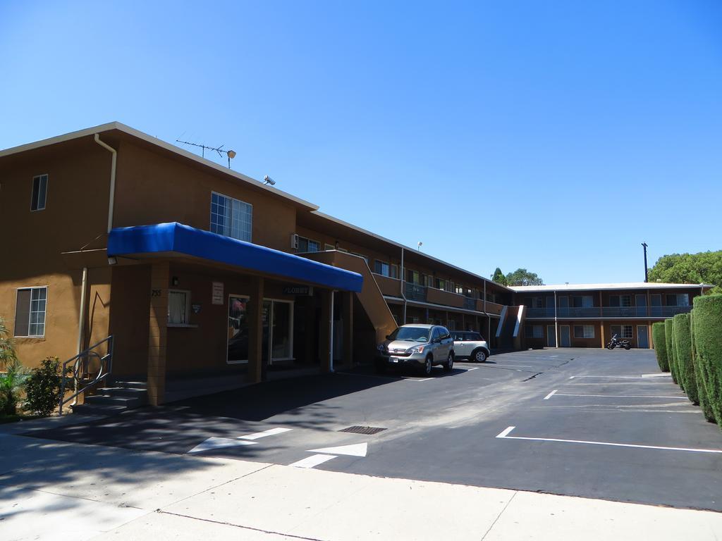 Motel American Ontario